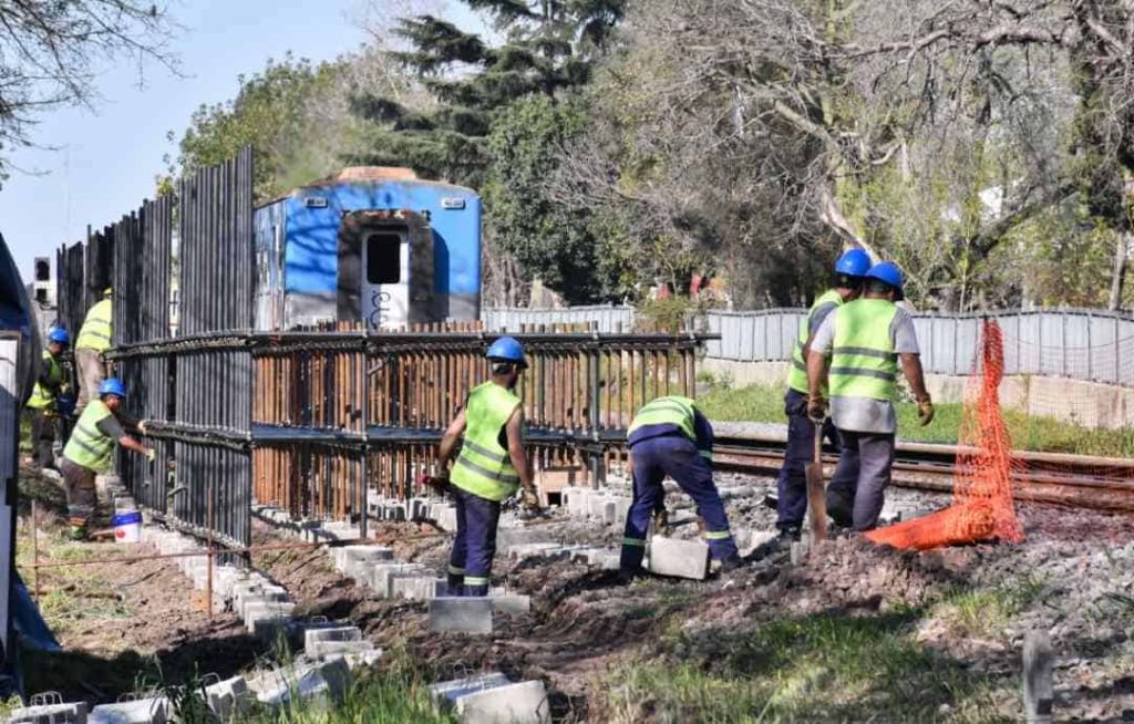 moron-obra-estacion-de-trenes