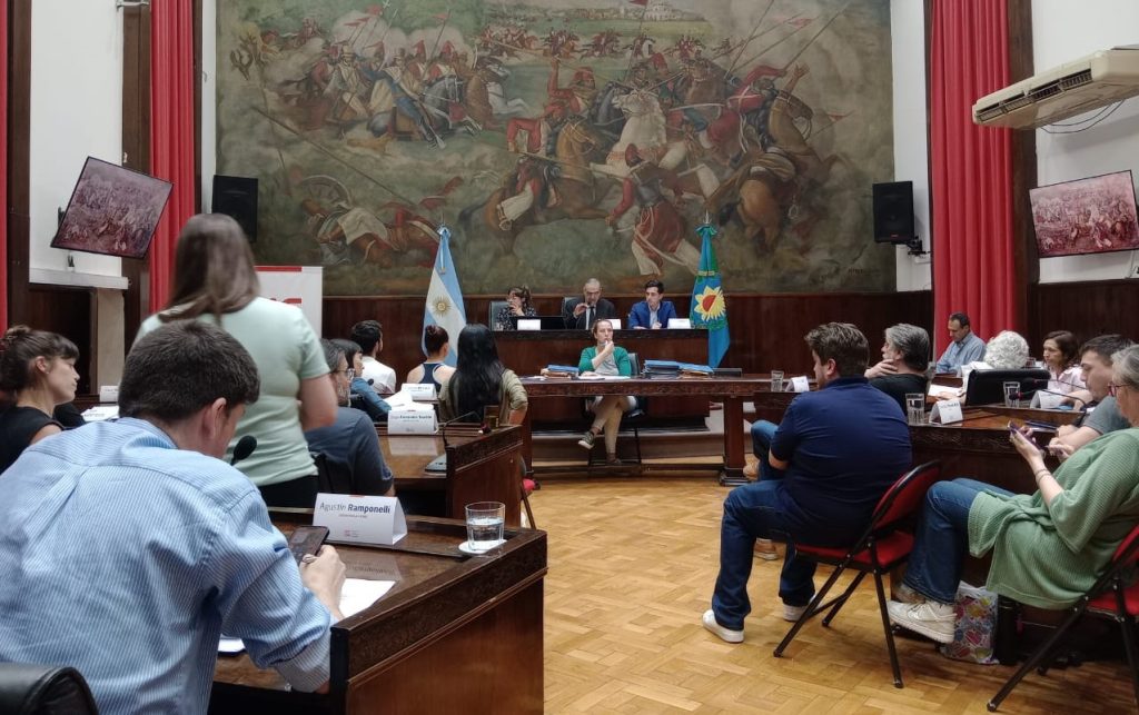 58701855-fa8f-4d2d-8c99-308c58f57b5a