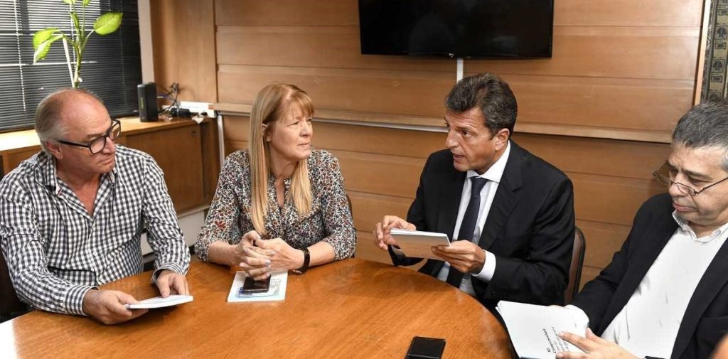 KKNlqEVfu_1256x620__1